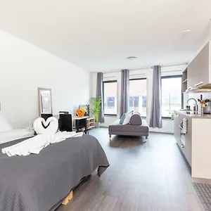 Retreat To Quite Newly Build Apt Center Apartamento Delft