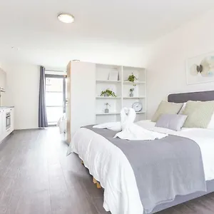 New View Modern Family Floor Utopia 20e Apartamento Delft