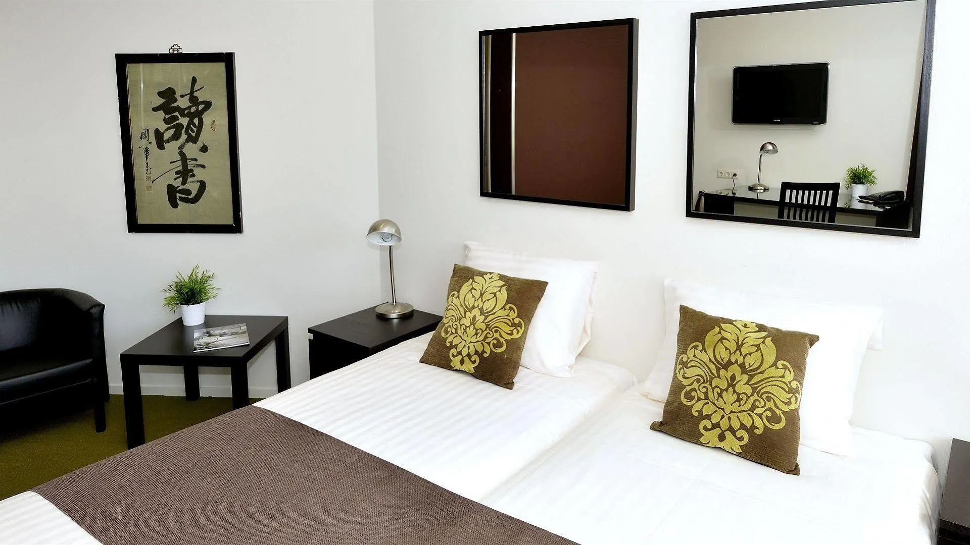 Queen Hotel Αϊντχόφεν