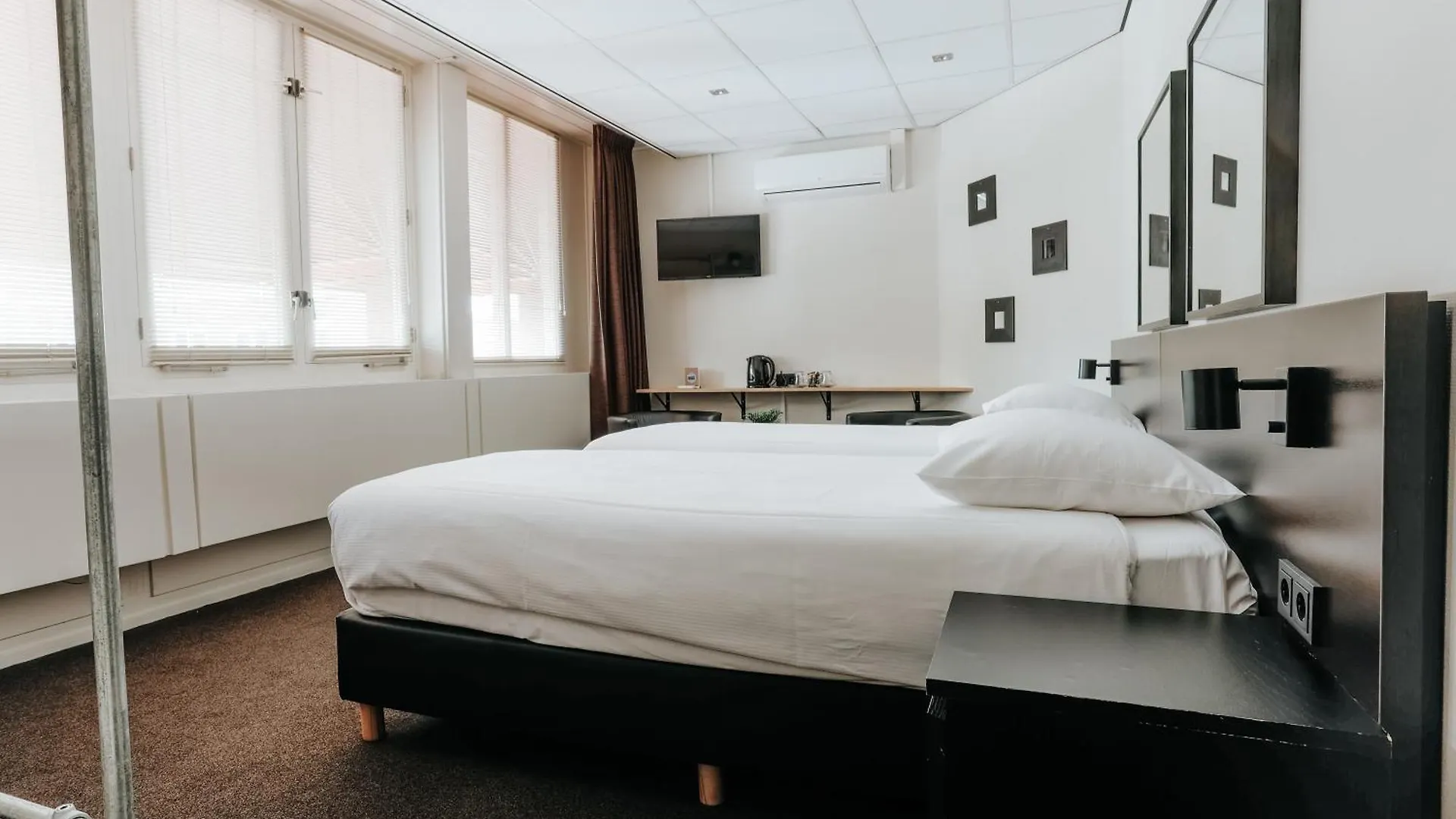 Queen Hotel Eindhoven Netherlands